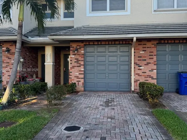 2971 NW 33rd Way, Fort Lauderdale, FL 33311