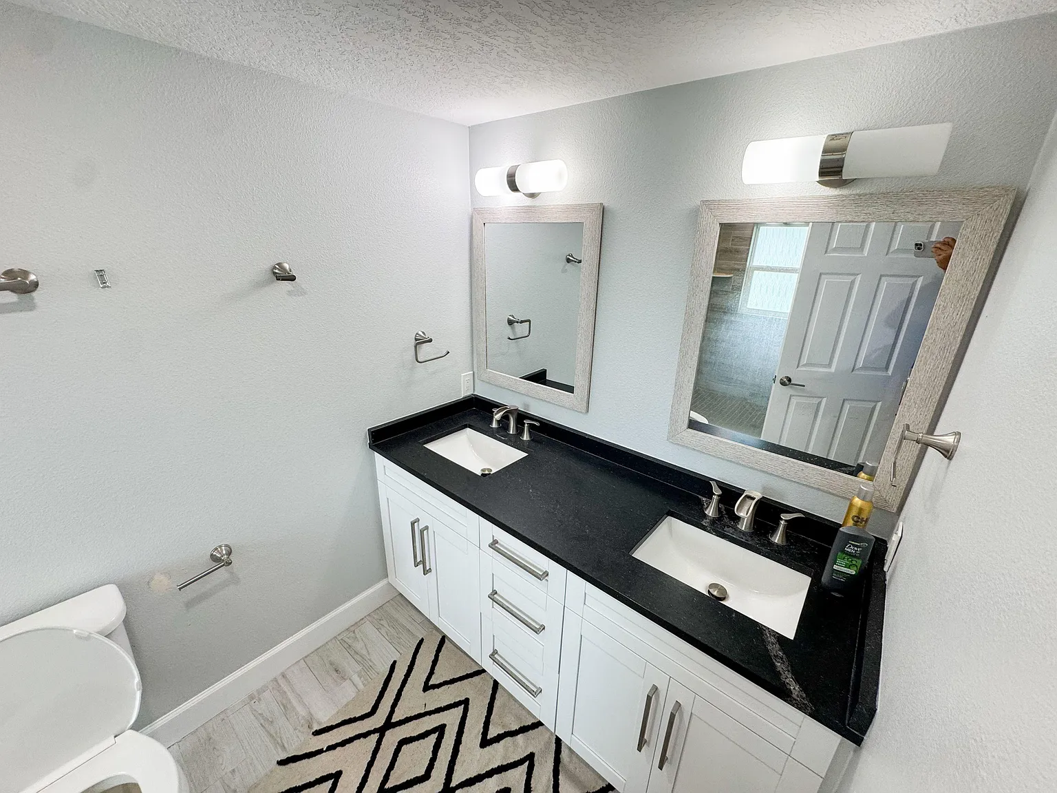 4 bed, 3.0 bath, 2000 sqft, $1,533 — Photo 4