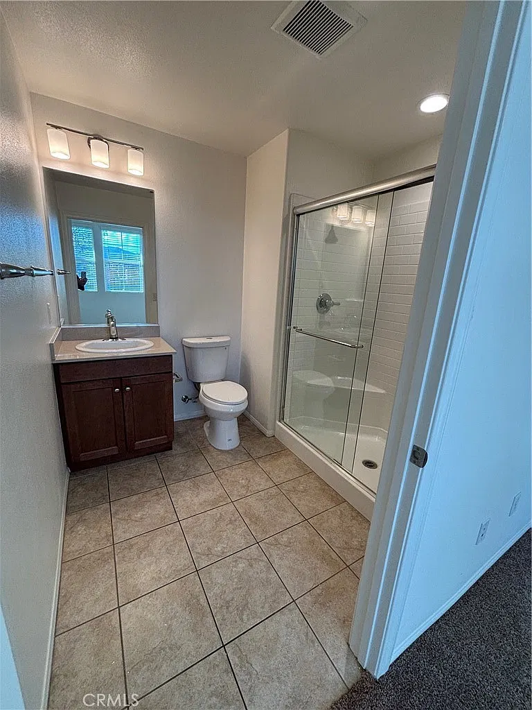 3 bed, 3.5 bath, 1961 sqft, $3,795 — Photo 4