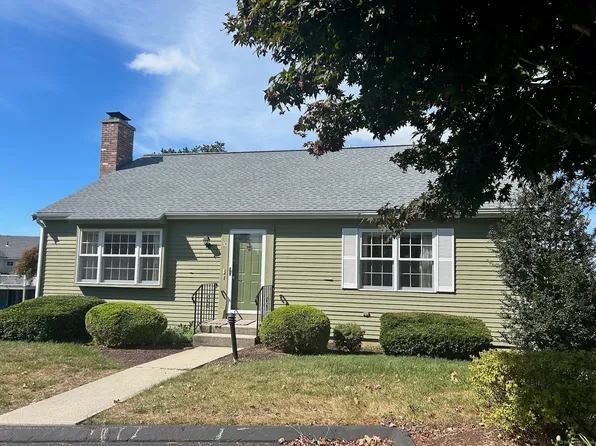 30 Aylesbury Circle #30, Madison, CT 06443