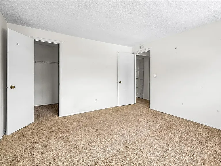 364 Cameco Cir — Photo 11