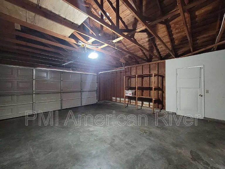 7396 Marani Way — Photo 15