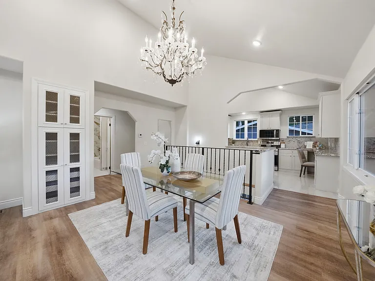 3426 Pierson St — Photo 37