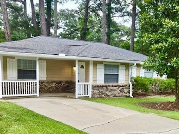 805 Choctaw Dr, Laurel, MS 39440