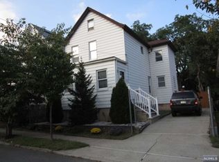125 Home Pl, Lodi, NJ 07644