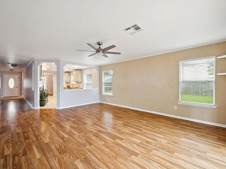 3402 Fox Ct — Photo 13