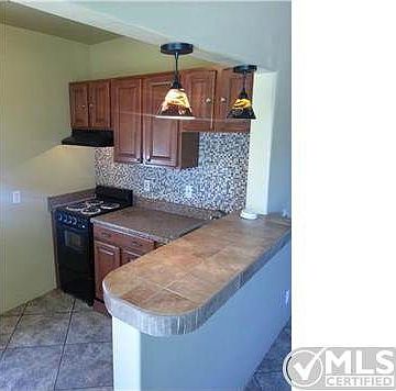 4th image of 1109 Idaho St