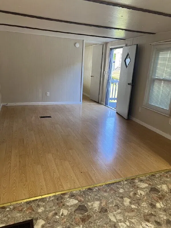 10835 Bent Branch Rd — Photo 2