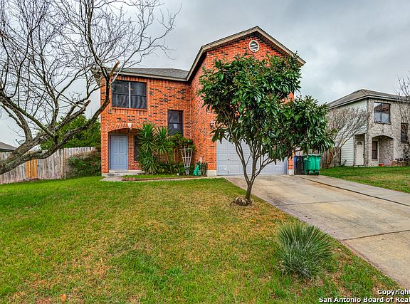2nd image of 13818 Villa Camino