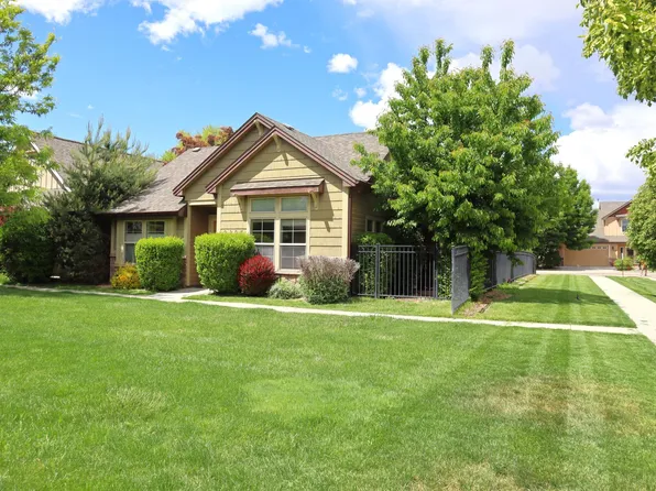 2895 E Deerhill Dr, Meridian, ID 83642