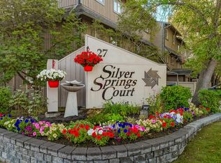 27 N Silver Springs Dr NW #20, Calgary, AB T3B 4N3