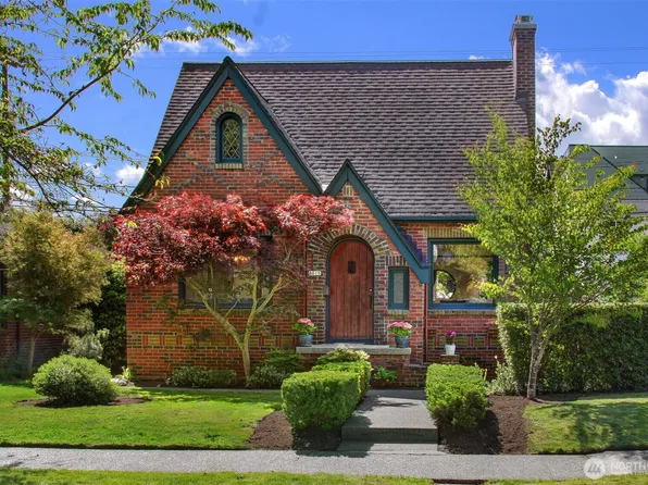 8015 Jones Avenue NW, Seattle, WA 98117