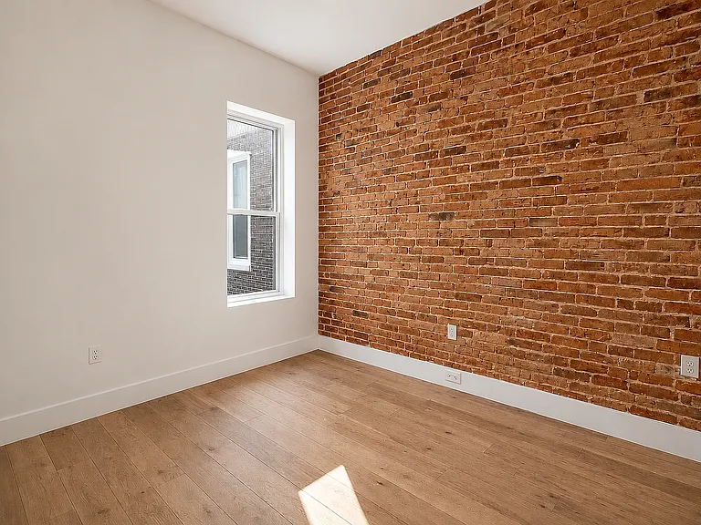 1586 De Kalb Ave #3E — Photo 6