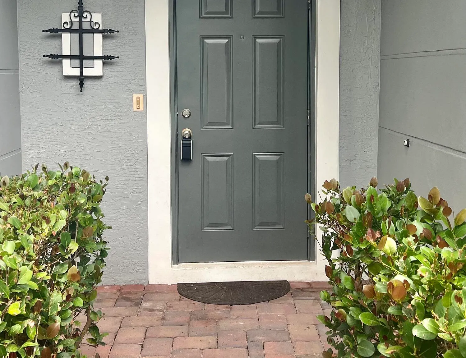 3 bed, 2.5 bath, 1490 sqft, $2,250 — Photo 3