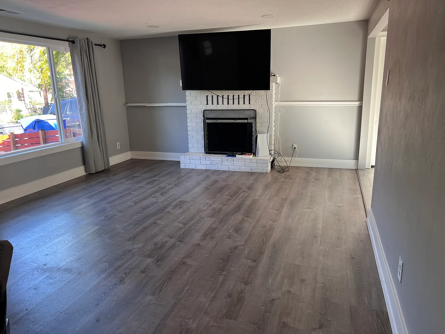 3 bed, 1080 sqft, $2,175 — Photo 2