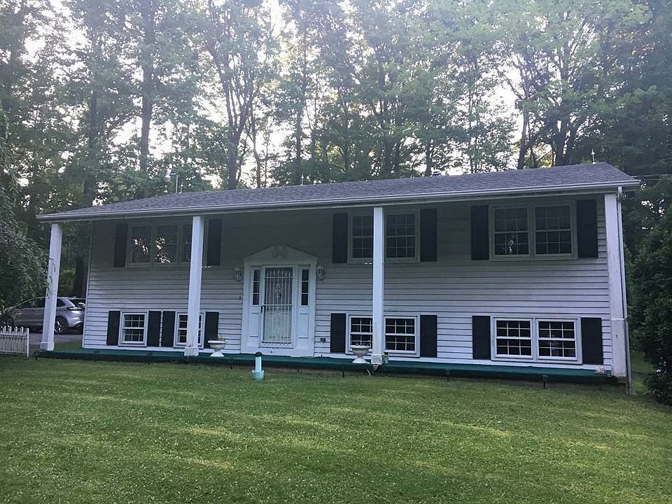 1st image of 126 Orchard Ln