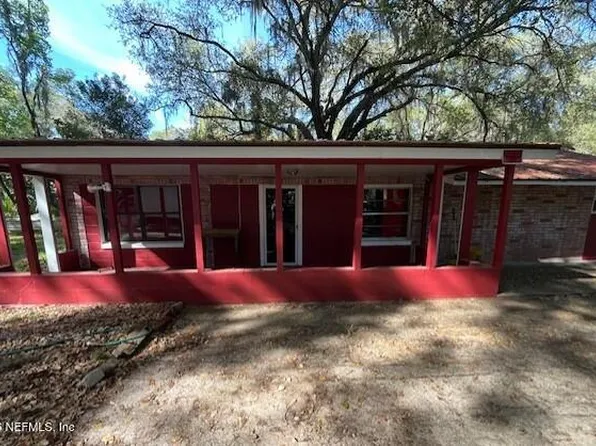 601 W Peniel Rd, Palatka, FL 32177