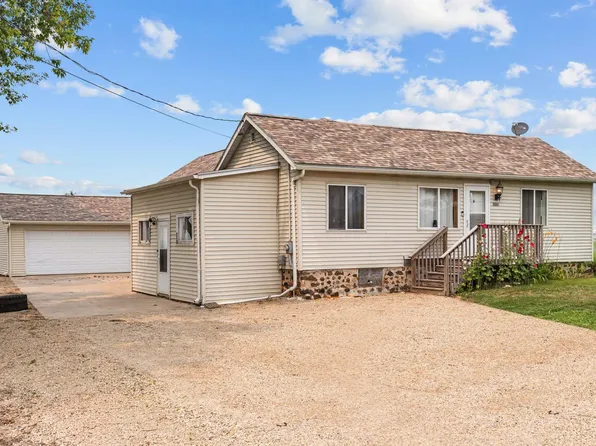 3241 County Road K, Omro, WI 54963