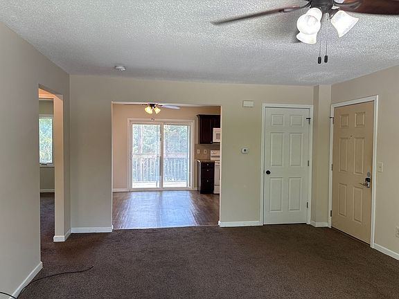 5th image of 3405 Winston Dr #4
