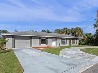 1033 Shore Acres Rd, Mount Dora, FL 32757