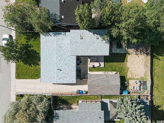 3rd image of 178 Neatby Cres