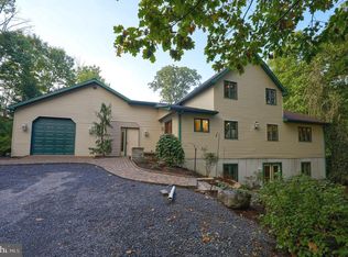 389 Snyder School Rd, Bernville, PA 19506