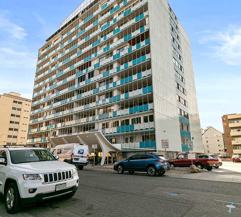 1st image of 1155 Ash St APT 1403