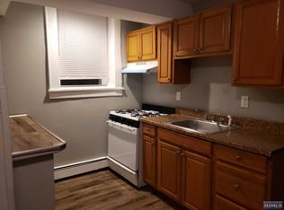 333 7th St APT 12, Fairview, NJ 07022