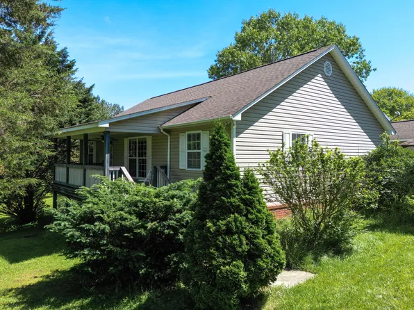 213 S Moore Rd, Rising Fawn, GA 30738