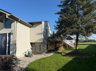 5118 Cardinal Ct, Schererville, IN 46375