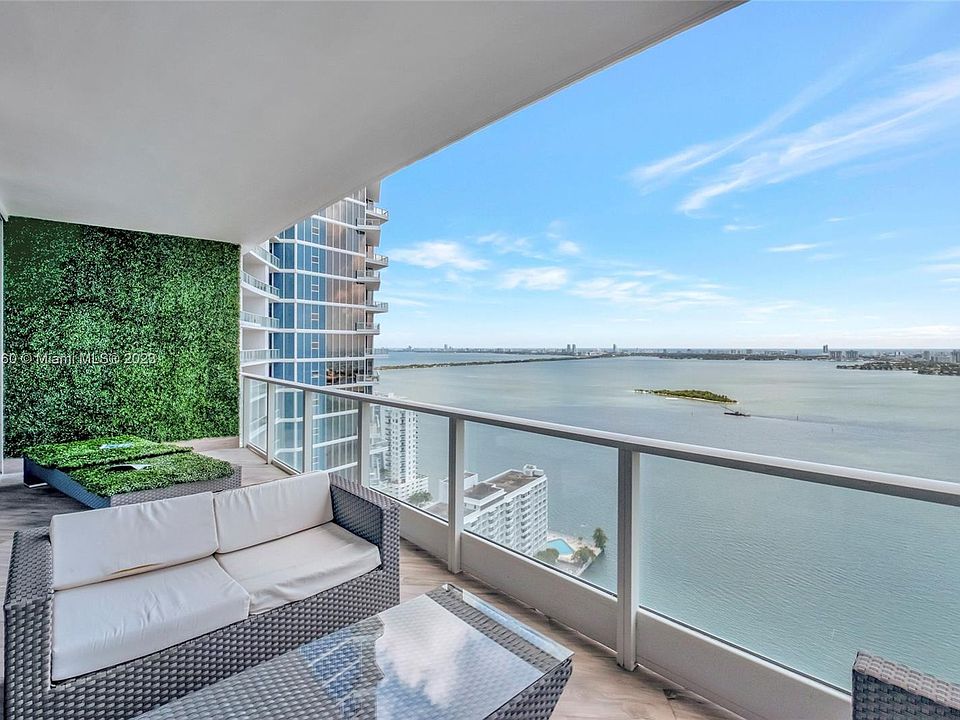 1st image of 2020 N Bayshore Dr APT 3408