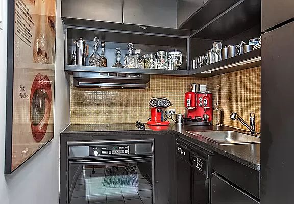 2nd image of 56 Pine St #12BB