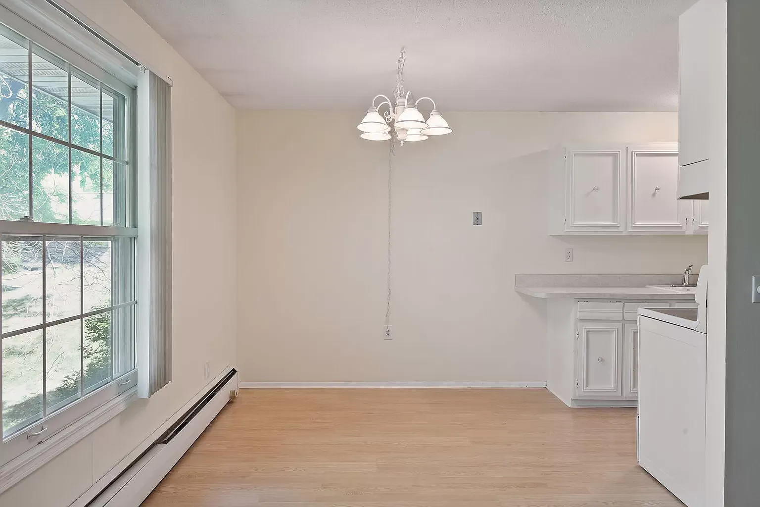 2 bed, 938 sqft, $1,500 — Photo 4