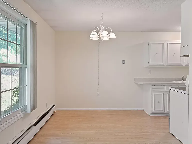 819 Smetana Rd #7 — Photo 4