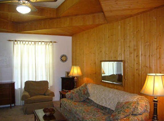 3rd image of 211 E Milas Ln