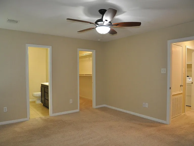 16025 Summerville Lake Dr — Photo 31