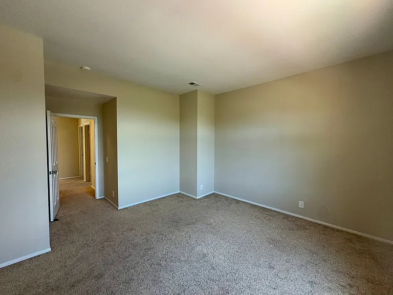 3366 Waterford Dr — Photo 34