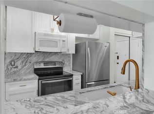 1351 N Orange Dr APT 205, Los Angeles, CA