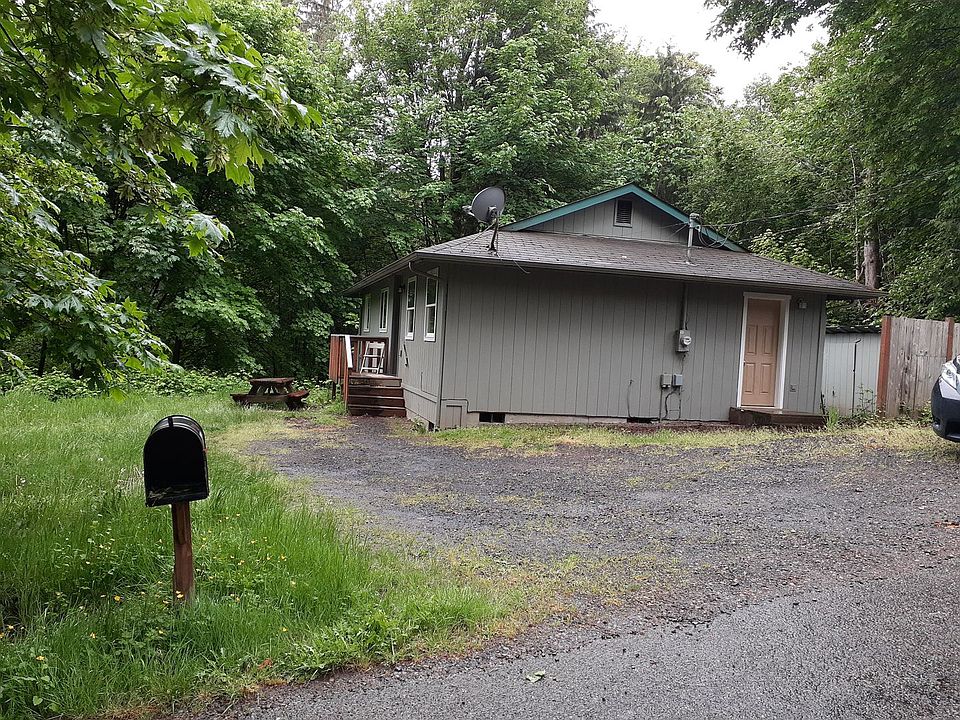 1st image of 110 E Peyton Pl