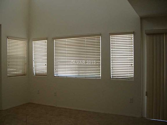 3rd image of 8110 Villa Norfolk St