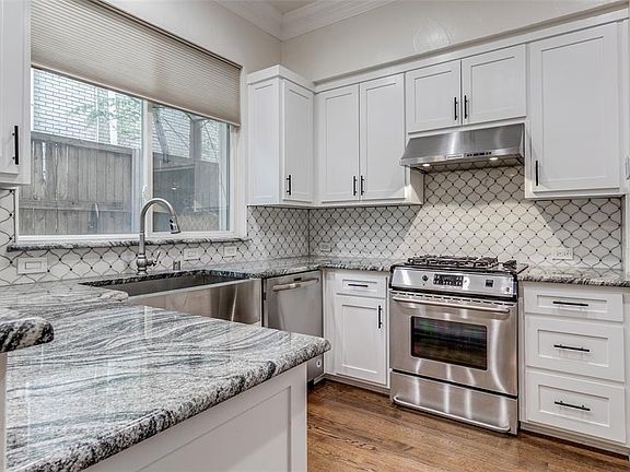 3rd image of 4007 Bowser Ave APT H