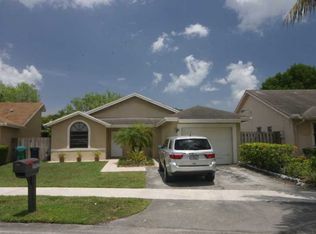 5927 SW 152nd Ct, Miami, FL 33193