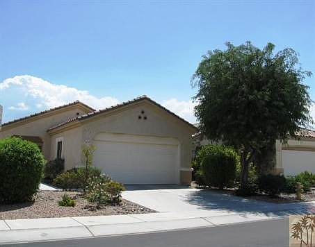 1st image of 78555 Glastonbury Way
