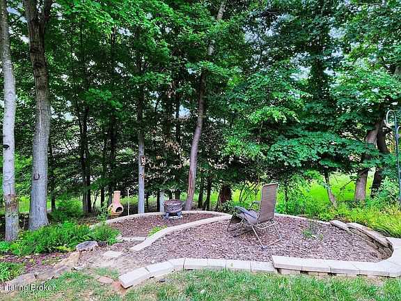 4th image of 7505 Deer Hollow Ln