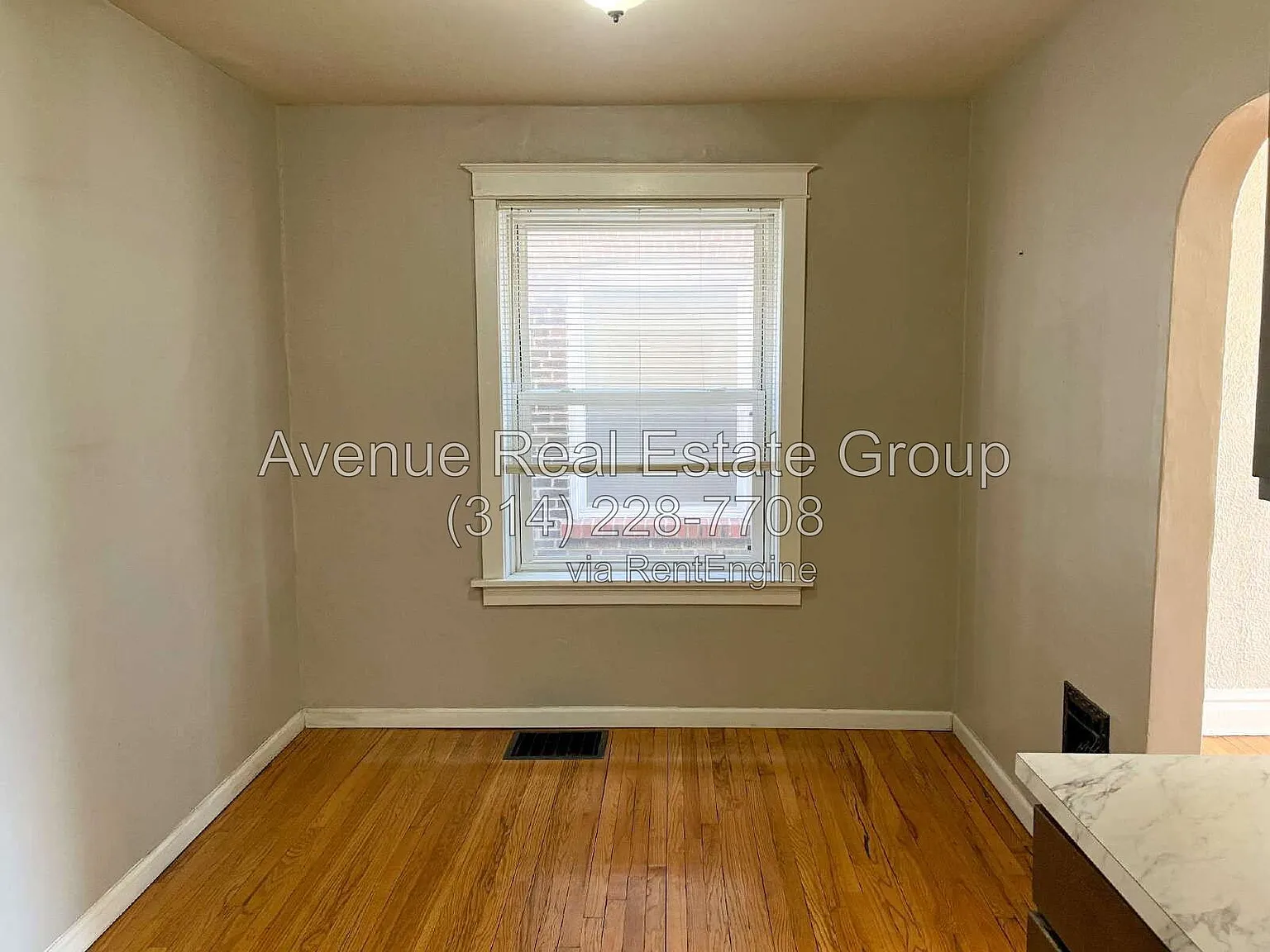 1 bed, 1.0 bath, $850 — Photo 4