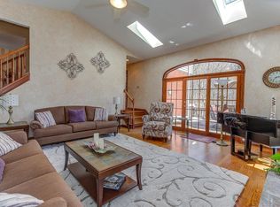 5787 Day Rd, Cincinnati, OH 45252