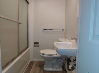 61 E Allen St #F, Winooski, VT 05404