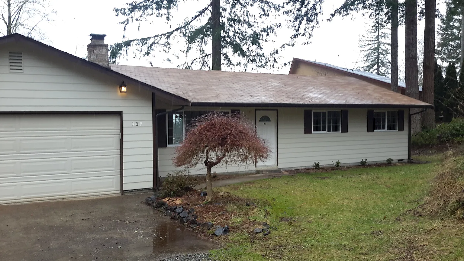 101 Heritage Dr photo 1