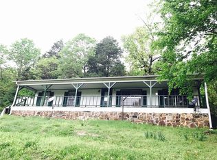 11233 Creekside Rd, Cedarville, AR 72932