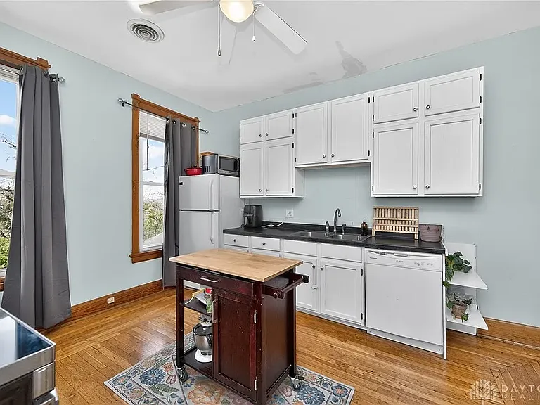 2604 Harris Ave #2 — Photo 9